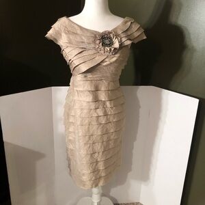 London Times Tan Cocktail Dress Size 4 NWOT